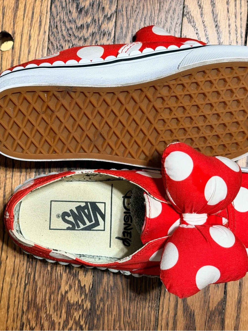 Vans x Disney Authentic Gore Minnie’s Bow Red Polka Dot Shoes W 7.5 M 6